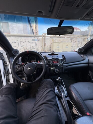 Kia Cerato Koup 2010, 268,000 km - 2.0 л - Bakı
