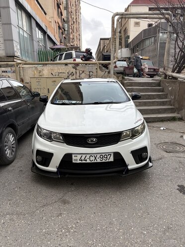 Kia Cerato Koup 2010, 268,000 km - 2.0 л - Bakı