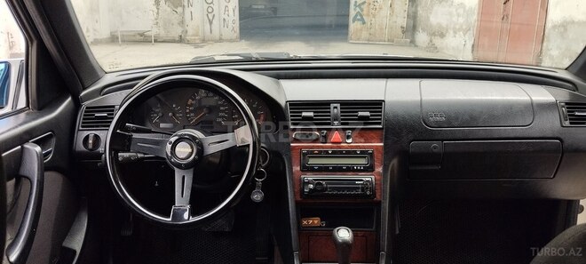Mercedes C 220 d 1997, 670,900 km - 2.2 l - Bakı