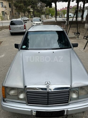 Mercedes E 230 1992, 350,000 km - 2.3 l - Sumqayıt