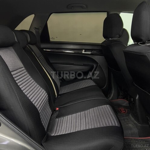 Kia Sorento-10