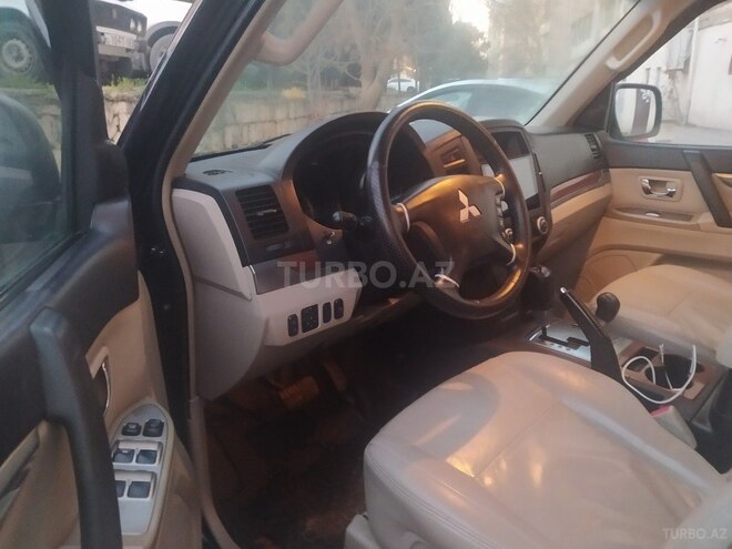 Mitsubishi Pajero 2007, 227,000 km - 3.0 л - Bakı