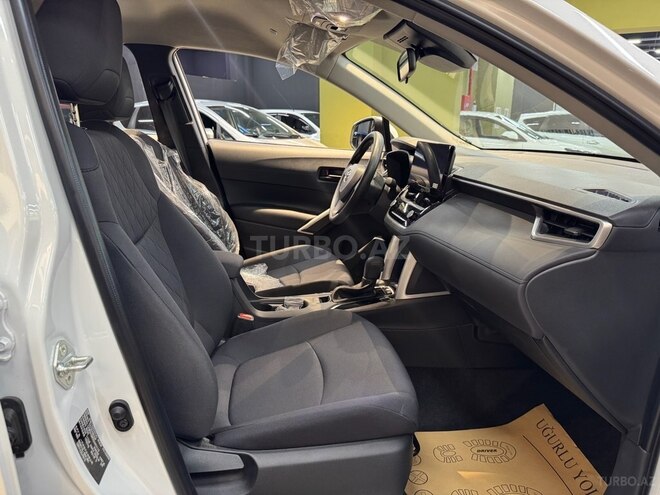 Toyota Corolla Cross-5