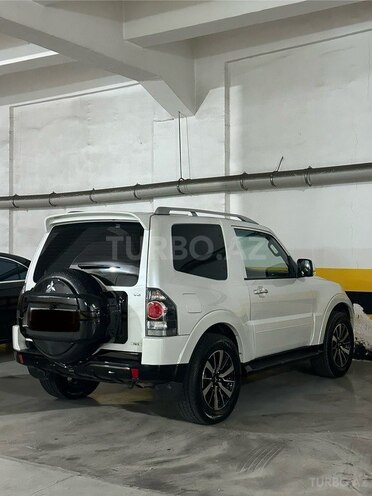 Mitsubishi Pajero 2007, 176,000 km - 3.0 l - Bakı