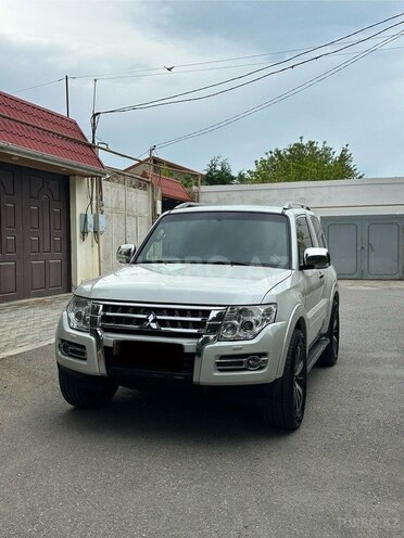 Mitsubishi Pajero 2007, 176,000 km - 3.0 l - Bakı