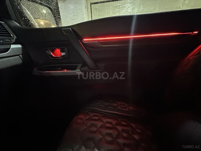 Mitsubishi Pajero 2007, 176,000 km - 3.0 l - Bakı