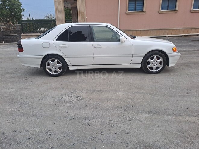 Mercedes C 230 1999, 352,000 km - 2.3 l - Balakən