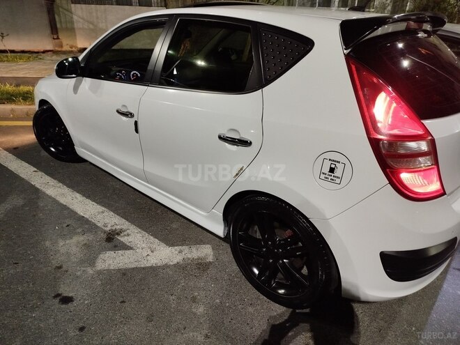 Hyundai i30 2009, 305,000 km - 1.6 l - Bakı