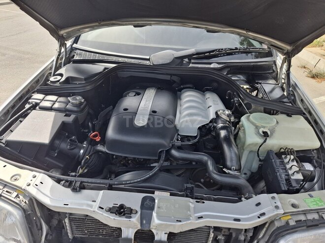 Mercedes C 220 d 2000, 408,000 km - 2.2 л - Bakı
