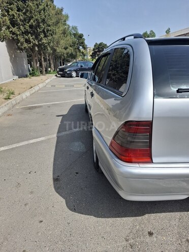 Mercedes C 220 d 2000, 408,000 km - 2.2 л - Bakı