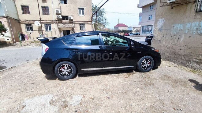 Toyota Prius 2014, 176,000 km - 1.8 l - Bakı