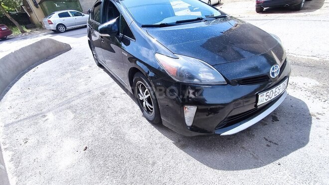 Toyota Prius 2014, 176,000 km - 1.8 l - Bakı