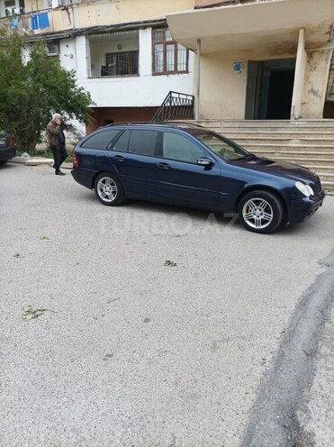 Mercedes C 220 d 2003, 716,000 km - 2.2 l - Bakı