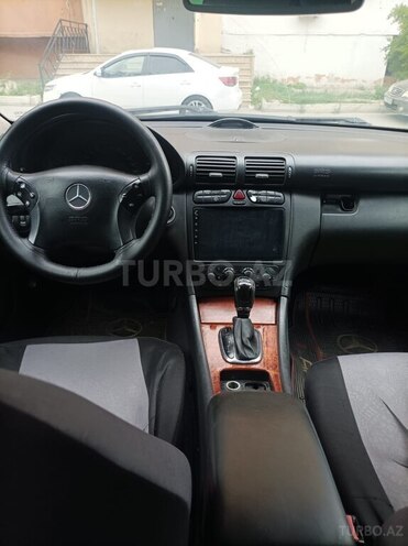 Mercedes C 220 d 2003, 716,000 km - 2.2 l - Bakı