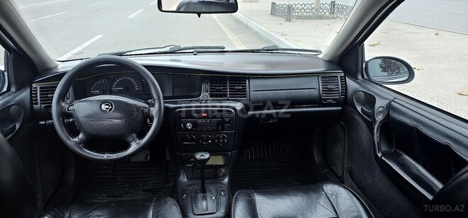 Opel Vectra 2000, 250,000 km - 2.0 l - Gəncə