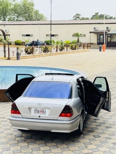 Mercedes C 230 1998, 215,382 km - 2.3 l - İmişli