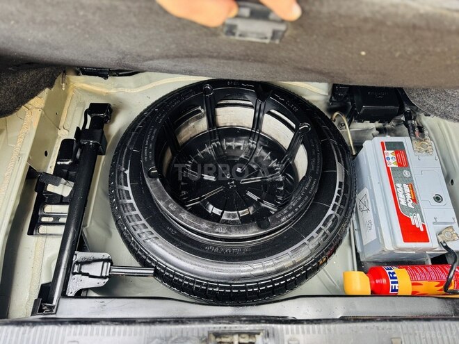 Mercedes C 230 1998, 215,382 km - 2.3 l - İmişli