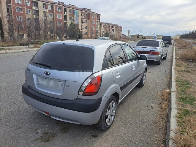 Kia Rio 2005, 211,000 km - 1.4 l - Gəncə