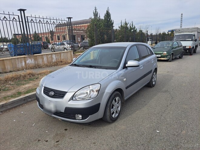 Kia Rio 2005, 211,000 km - 1.4 l - Gəncə