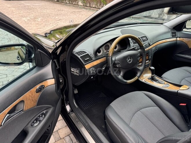 Mercedes E 250 2008, 275,424 km - 2.5 l - Bakı