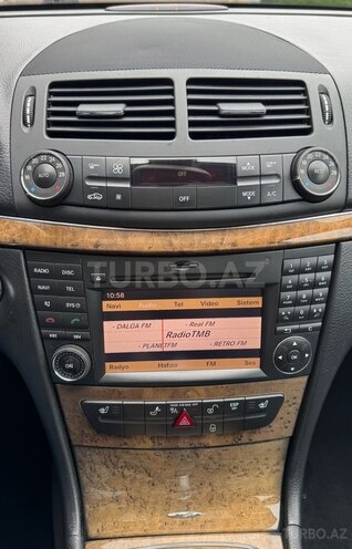 Mercedes E 250 2008, 275,424 km - 2.5 l - Bakı