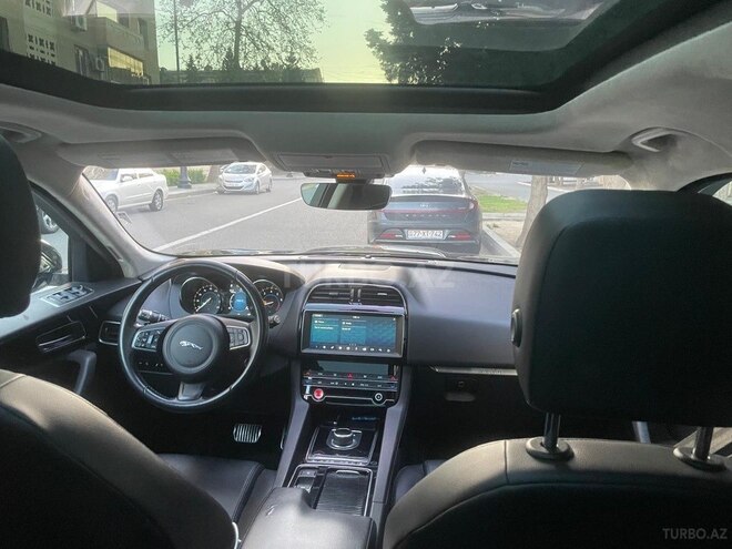 Jaguar F-Pace 2018, 150,000 km - 2.0 l - Bakı