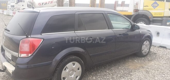 Opel Astra 2006, 327,000 km - 1.9 l - Bakı