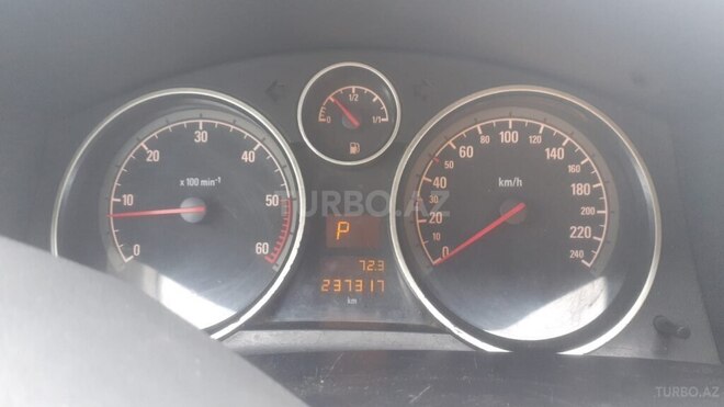 Opel Astra 2006, 327,000 km - 1.9 l - Bakı