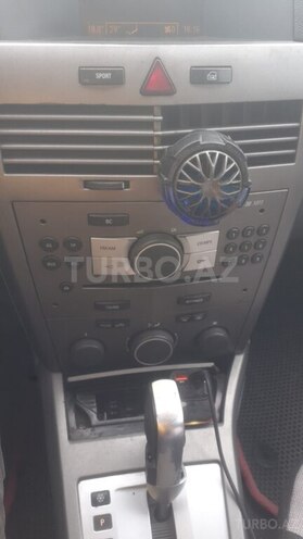 Opel Astra 2006, 327,000 km - 1.9 l - Bakı