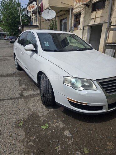 Volkswagen Passat 2006, 279,000 km - 2.0 l - Bakı