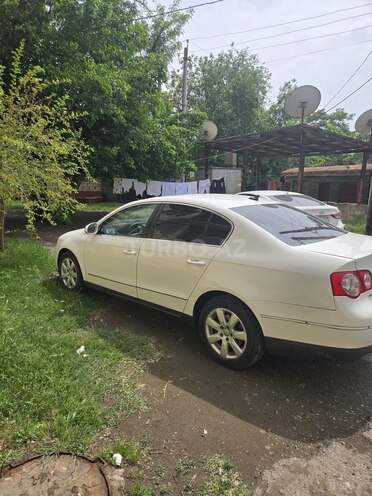 Volkswagen Passat 2006, 279,000 km - 2.0 l - Bakı