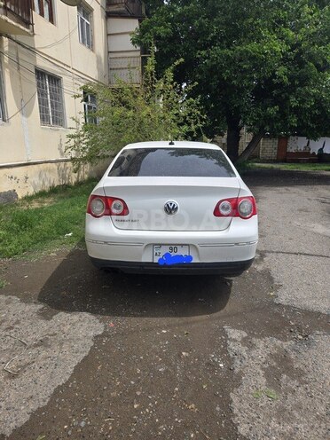 Volkswagen Passat 2006, 279,000 km - 2.0 l - Bakı
