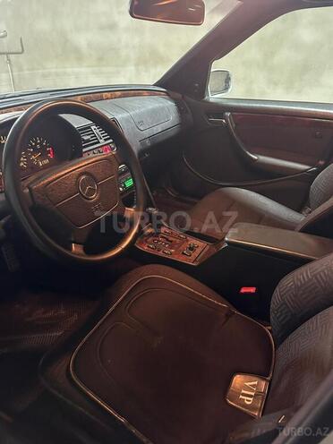 Mercedes C 280 1999, 241,000 km - 2.8 l - Quba