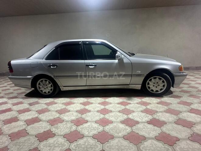 Mercedes C 280 1999, 241,000 km - 2.8 l - Quba