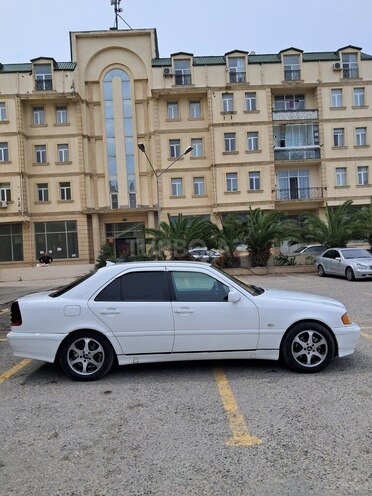 Mercedes C 220 d 1997, 422,000 km - 2.2 l - Bakı