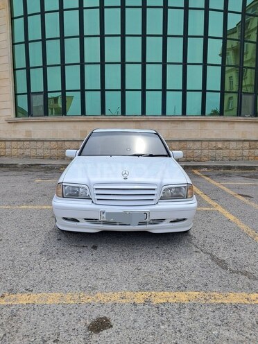 Mercedes C 220 d 1997, 422,000 km - 2.2 l - Bakı
