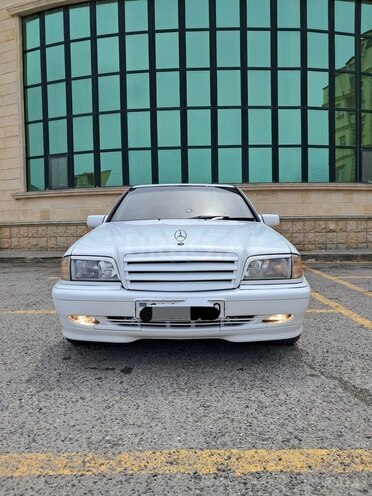 Mercedes C 220 d 1997, 422,000 km - 2.2 l - Bakı