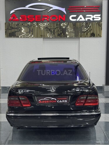 Mercedes E 240 1999, 166,000 km - 2.4 l - Sumqayıt