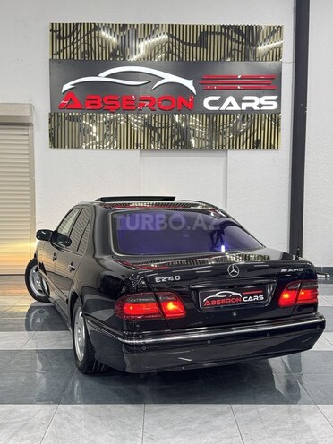 Mercedes E 240 1999, 166,000 km - 2.4 l - Sumqayıt
