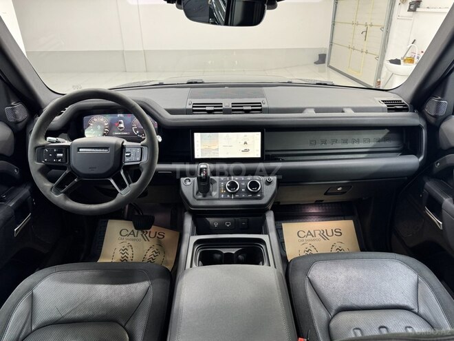 Land Rover Defender-29