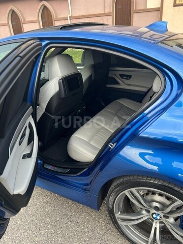 BMW M5 2012, 135,000 km - 4.4 l - Bakı