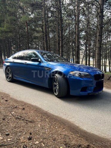 BMW M5 2012, 135,000 km - 4.4 l - Bakı