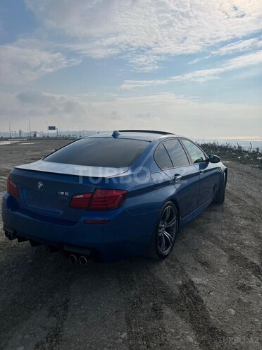 BMW M5 2012, 135,000 km - 4.4 l - Bakı