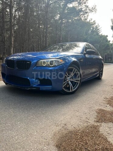 BMW M5 2012, 135,000 km - 4.4 l - Bakı