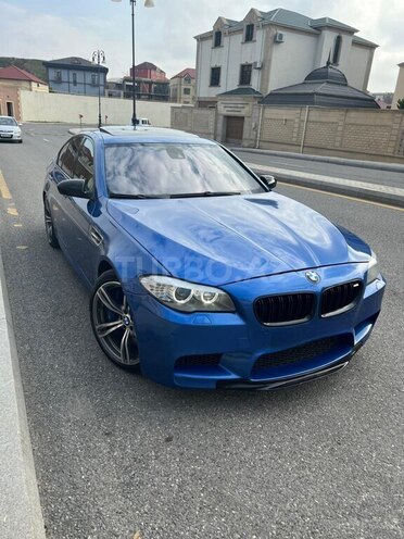 BMW M5 2012, 135,000 km - 4.4 l - Bakı