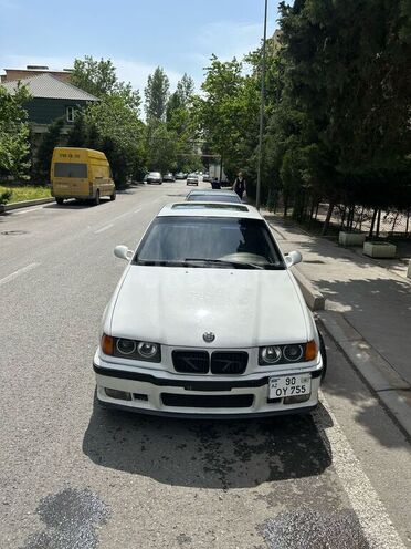 BMW 318 1997, 417,000 km - 1.8 l - Bakı