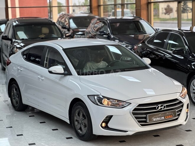 Hyundai Avante 2016, 194,000 km - 1.6 l - Bakı