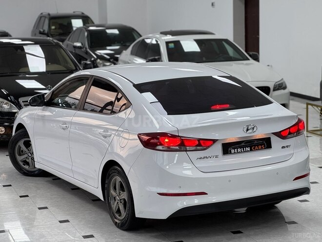Hyundai Avante 2016, 194,000 km - 1.6 l - Bakı