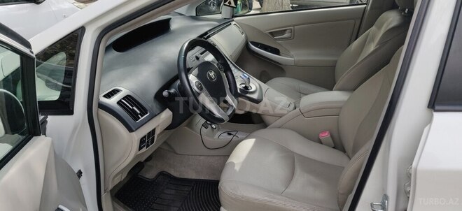 Toyota Prius 2010, 185,000 km - 1.8 l - Bakı