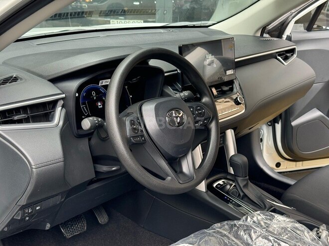 Toyota Corolla Cross 2025, 0 km - 2.5 l - Bakı